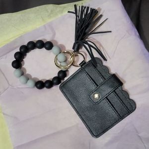 Wristlet key holder